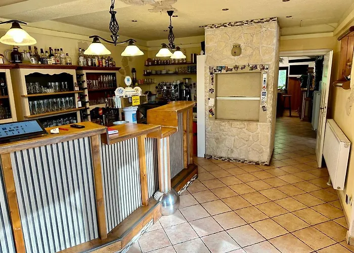 Konukevi Steakhaus 3*