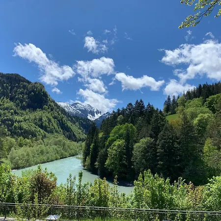 福森牛排屋旅馆